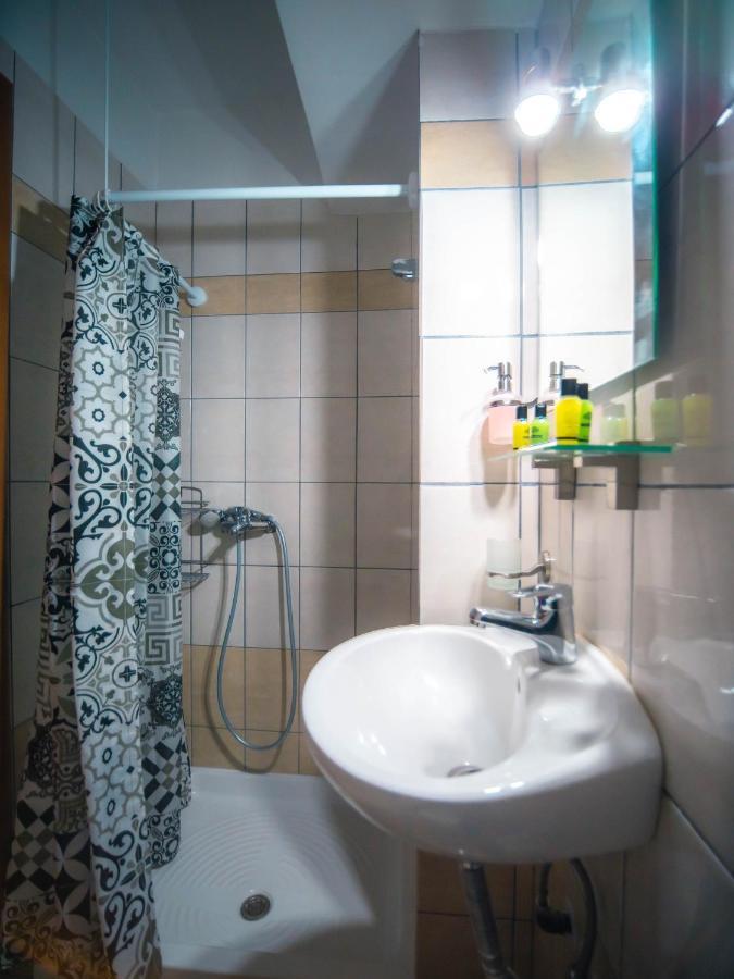 Menta Retro - Central Spot Apartments 볼로스 외부 사진