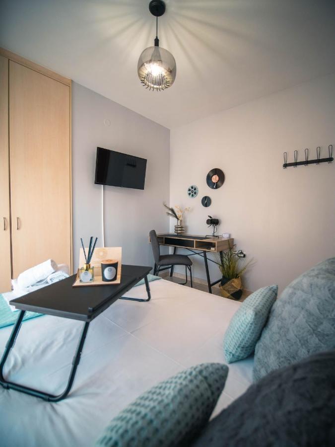 Menta Retro - Central Spot Apartments 볼로스 외부 사진
