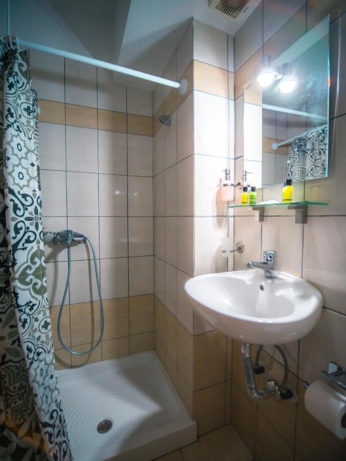 Menta Retro - Central Spot Apartments 볼로스 외부 사진